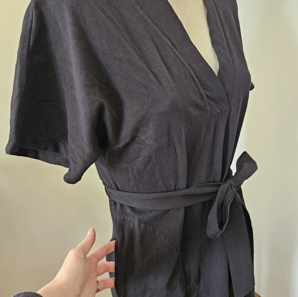 NWT Velvet By Grahm & Spencer Black Dress - Picture 2 of 5